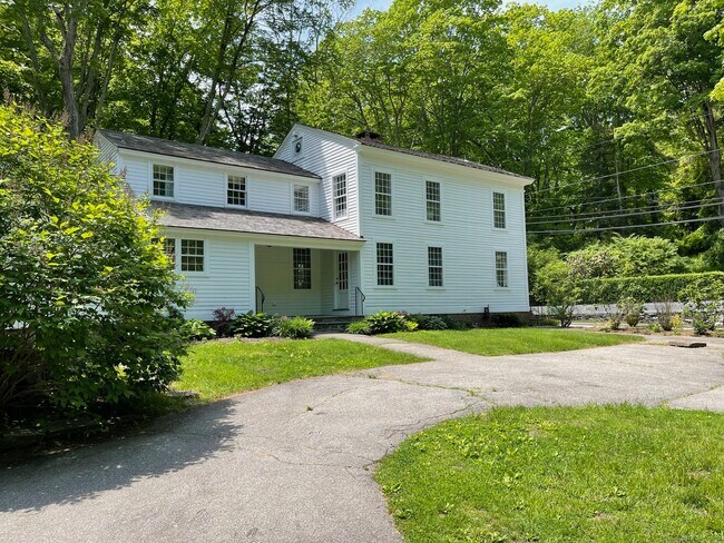150 Ferry Rd in Lyme, CT - Building Photo - Building Photo