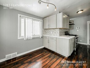 1283 Featherstone Rd in Pontiac, MI - Building Photo - Building Photo