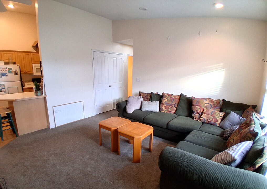 1541 Riverside Ave in Provo, UT - Building Photo