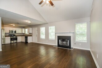 3209 Lower Creek Dr in Douglasville, GA - Building Photo - Building Photo