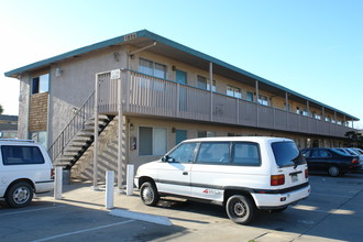 1026 E Laurel Dr in Salinas, CA - Building Photo - Building Photo