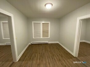 134 Hill St in Waterbury, CT - Building Photo - Building Photo