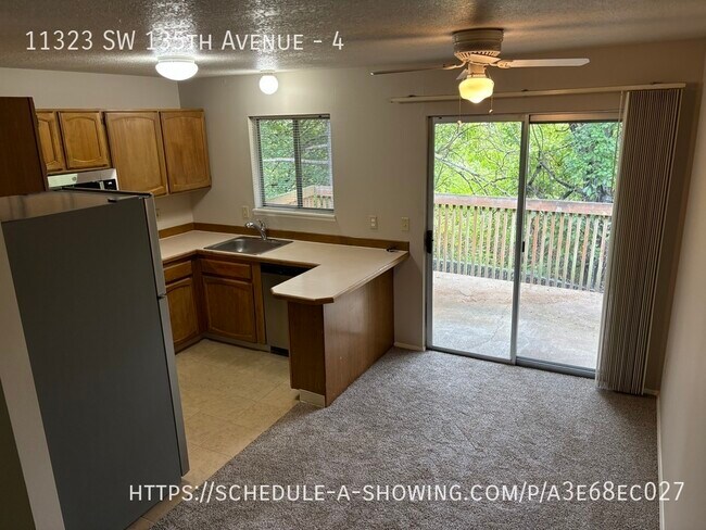 11323 SW 135th Ave-Unit -4 in Tigard, OR - Building Photo - Building Photo