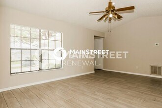 916 N Dean Cir in Deltona, FL - Building Photo - Building Photo