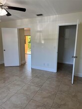 11400 NW 45th St in Coral Springs, FL - Foto de edificio - Building Photo