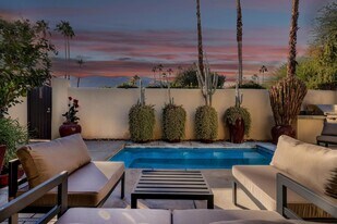 1173 E Alejo Rd in Palm Springs, CA - Building Photo