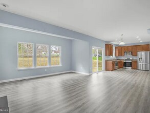 2521 Red Maple Dr in Abingdon, MD - Building Photo - Building Photo