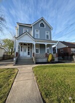 4417 Ashland Ave in Cincinnati, OH - Building Photo