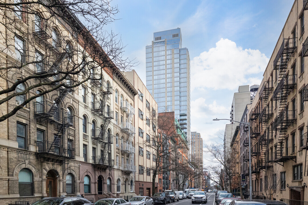 Azure in New York, NY - Building Photo