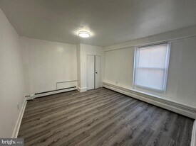 224 Long Ln in Upper Darby Township, PA - Building Photo