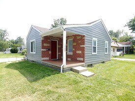 2200 E 7th St in Bloomington, IN - Building Photo