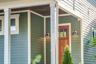 1828 11th Ave N in Nashville, TN - Building Photo - Building Photo