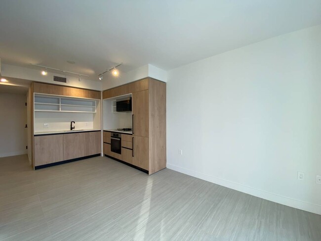 5058 Joyce St in Vancouver, BC - Building Photo - Building Photo
