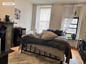 517 E 81st St in New York, NY - Building Photo - Building Photo