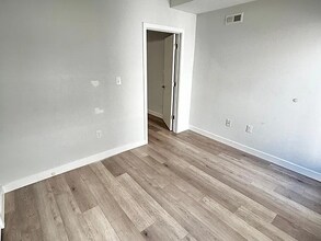 2218 N Marshall St in Philadelphia, PA - Foto de edificio - Building Photo