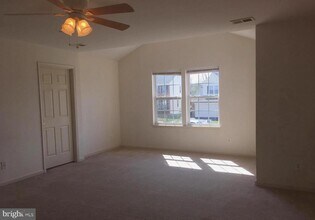 7209 Bladen Pl in Gainesville, VA - Building Photo - Building Photo