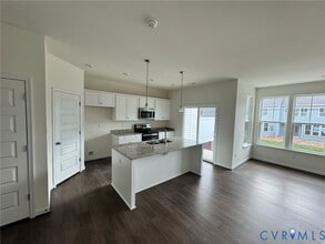 18633 Palisades Rdg in Moseley, VA - Building Photo - Building Photo