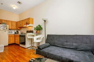 618 Washington St in Hoboken, NJ - Building Photo - Building Photo