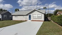 4797 Canal Dr in Greenacres, FL - Building Photo - Building Photo