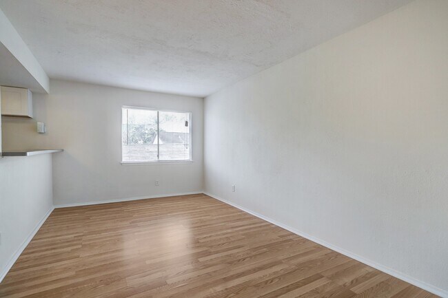 3407 Graustark St in Houston, TX - Building Photo - Building Photo