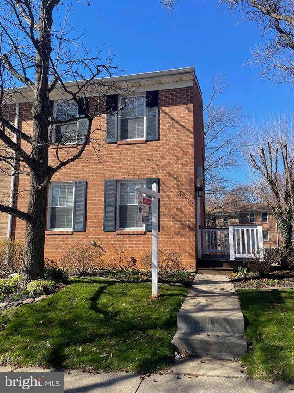 6304 Ducketts Ln in Elkridge, MD - Building Photo - Building Photo