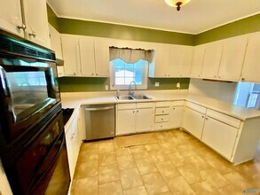 10011 Strong Dr SE in Huntsville, AL - Building Photo - Building Photo