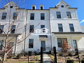 4156 Alexander Vw Dr in Charlotte, NC - Building Photo - Building Photo