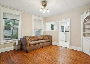 102 2nd St in South Orange, NJ - Building Photo - Building Photo