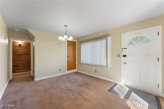 1553 Bancroft Ave in Youngstown, OH - Building Photo - Building Photo
