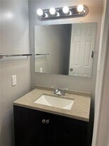 1150 Rankin St, Unit 1D in Stone Mountain, GA - Building Photo