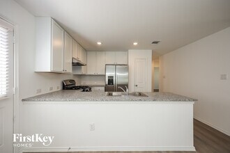 6532 Scarecrow Wy in San Antonio, TX - Building Photo - Building Photo