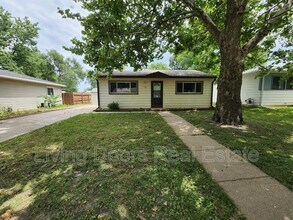 1230 N 53rd St in Lincoln, NE - Building Photo - Building Photo