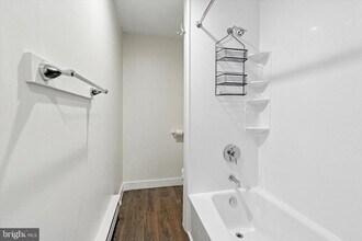 632 E Girard Ave in Philadelphia, PA - Building Photo - Building Photo