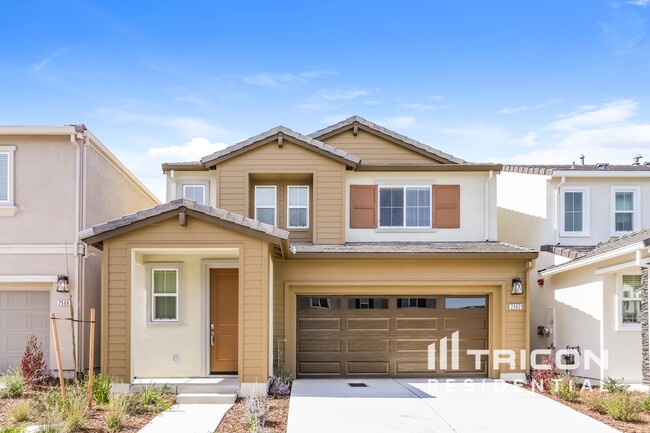 property at 2562 Gold Brk St