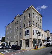 The Avenue in Union City, NJ - Foto de edificio - Building Photo