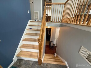 25 Bartman Rd in East Brunswick, NJ - Building Photo - Building Photo