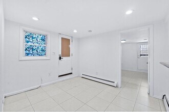 5712 Broadway in West New York, NJ - Building Photo - Building Photo