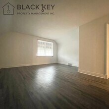 564 Queens Ave in London, ON - Building Photo - Building Photo