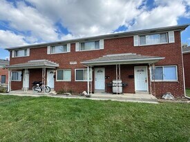 5740 Arborwood Ct in Columbus, OH - Building Photo