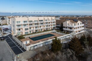Islander Condominiums in Brigantine, NJ - Building Photo