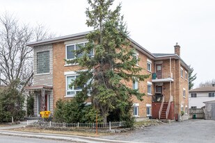 100 Marquette Av in Ottawa, ON - Building Photo