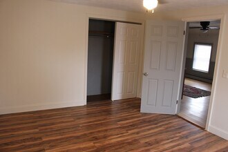69 W Carpenter St in Attleboro, MA - Building Photo - Building Photo