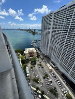1750 N Bayshore Dr, Unit 2906 in Miami, FL - Building Photo