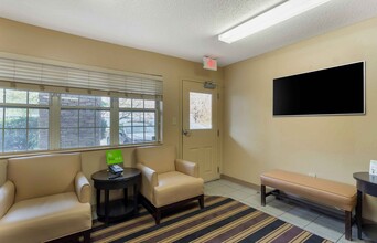 Furnished Studio-Nashville - Airport in Nashville, TN - Foto de edificio - Building Photo