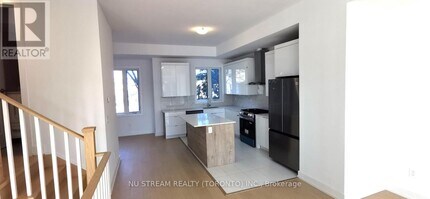 9 Carl Hl Ln in Richmond Hill, ON - Building Photo - Building Photo