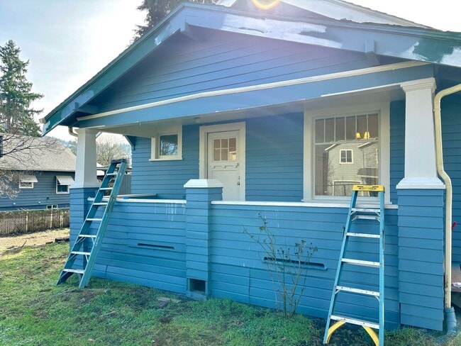 property at 8538 SE Gray St