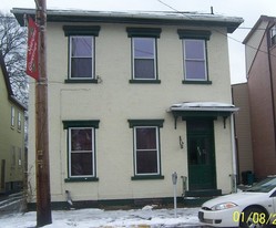 217 S Jefferson St Apartments