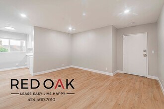 1909 Buckingham Rd in Los Angeles, CA - Building Photo - Building Photo