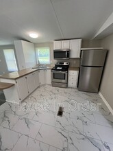 9 Tre Ln in Asheville, NC - Building Photo - Building Photo