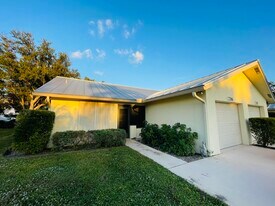 7786 SE Sugar Sand Cir in Hobe Sound, FL - Building Photo